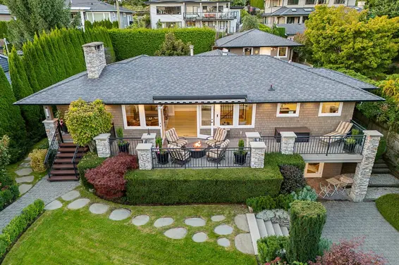 1425 Palmerston Avenue, West Vancouver