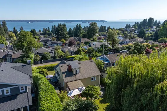 2441 Nelson Avenue, West Vancouver For Sale - image 1