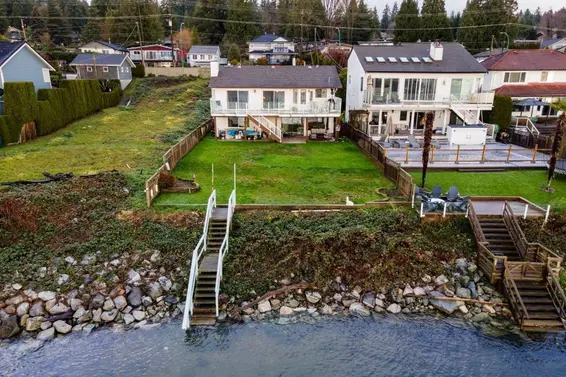 2929 Dollarton Highway, North Vancouver