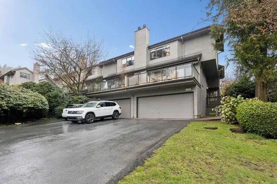 4306 Naughton Avenue, North Vancouver