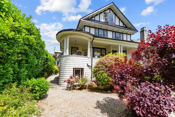 274 East Keith Road, North Vancouver