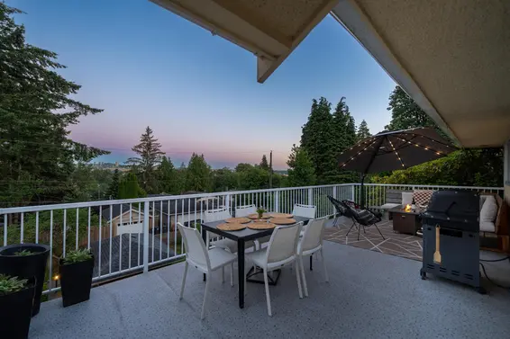 1231 Cloverley Street, North Vancouver For Sale - image 32