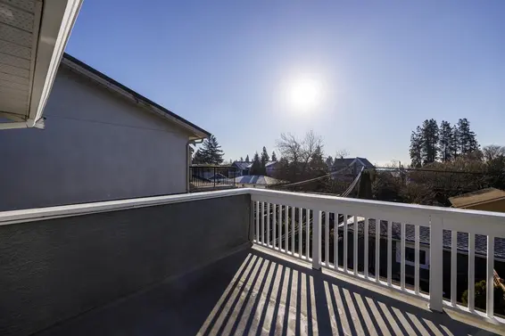 321 East 11Th Street, North Vancouver For Sale - image 34