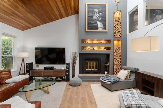 1039 West Keith Road, North Vancouver