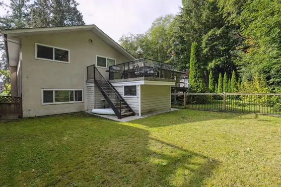 1520 Burrill Avenue, North Vancouver For Sale - image 32