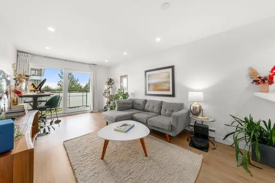 312 360 East 2nd Street, North Vancouver