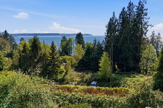 3155 Dickinson Crescent, West Vancouver