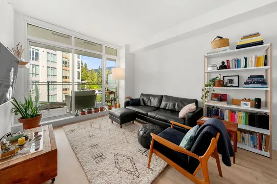 405 2385 Emery Court, North Vancouver