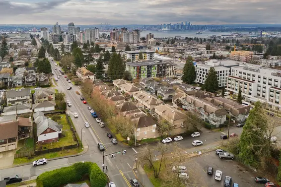 27 2133 St. Georges Avenue, North Vancouver For Sale - image 35