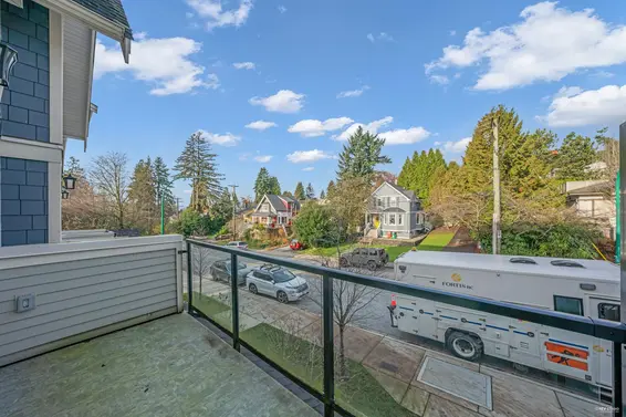 3 115 Queens Road, North Vancouver For Sale - image 30