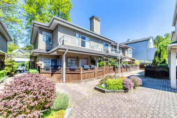 6 815 Tobruck Avenue, North Vancouver