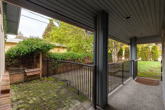 1456 Fulton Avenue, West Vancouver For Sale - image 6