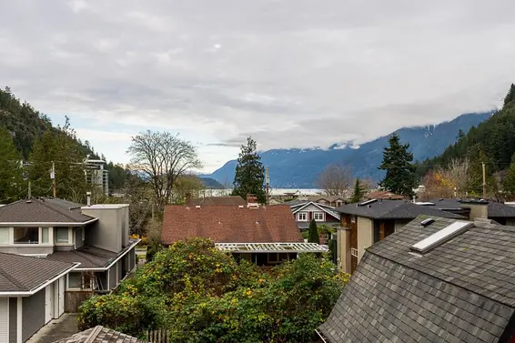 6341 Argyle Avenue, West Vancouver For Sale - image 22