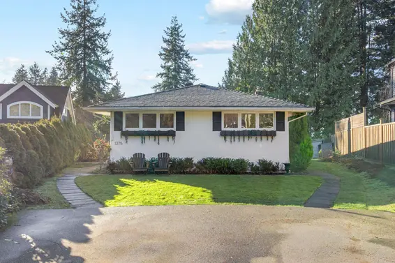 1275 Brantwood Road, North Vancouver