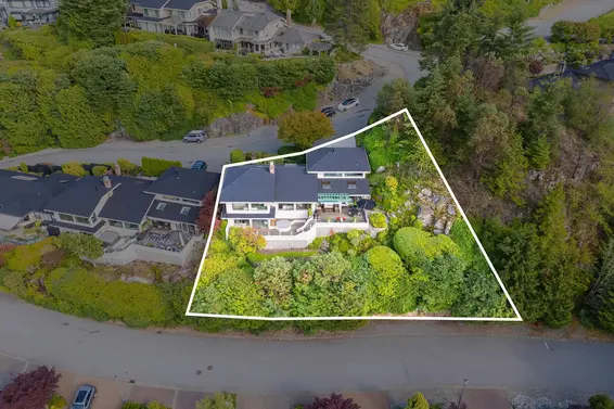 5267 Aspen Drive, West Vancouver For Sale - image 32