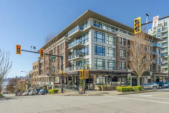 408 105 West 2nd Street, North Vancouver