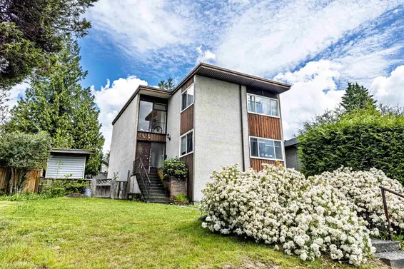 376 East 4th Street, North Vancouver