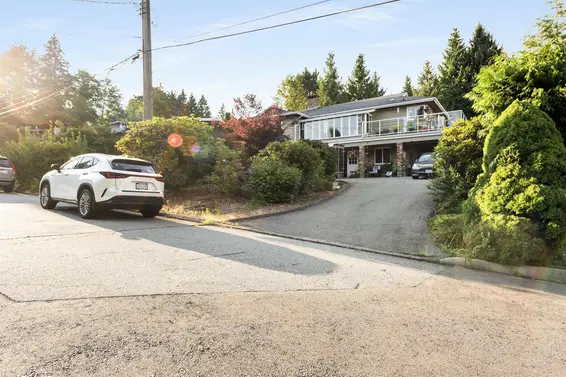 1190 East 15th Street, North Vancouver For Sale - image 31