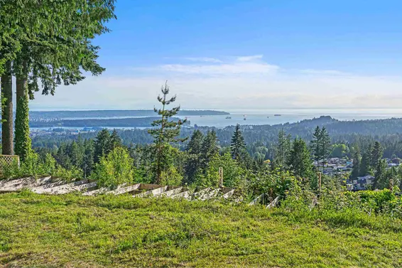 4351 Prospect Road, North Vancouver For Sale - image 3