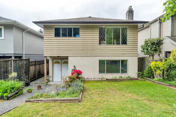 1555 Burrill Avenue, North Vancouver