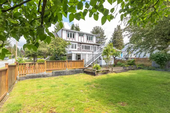503 East 6Th Street, North Vancouver For Sale - image 3