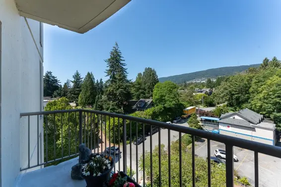 601 570 18Th Street, West Vancouver For Sale - image 23