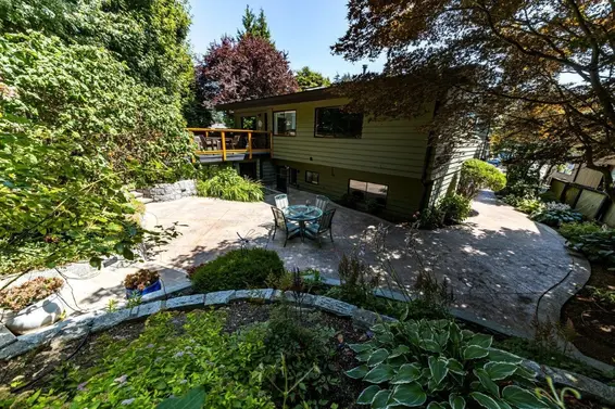 2413 Weymouth Place, North Vancouver For Sale - image 35