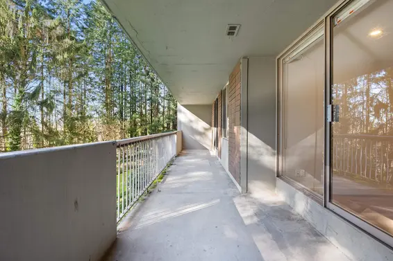 201 2024 Fullerton Avenue, North Vancouver For Sale - image 30