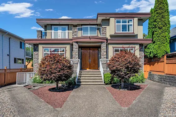 648 East 3rd Street, North Vancouver