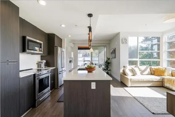 310 719 West 3rd Street, North Vancouver