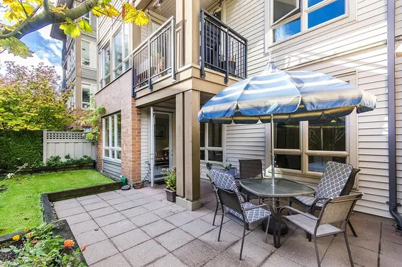 106 1111 East 27th Street, North Vancouver