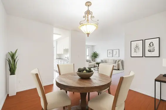 211 223 Mountain Highway, North Vancouver