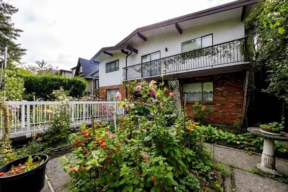 635 East Keith Road, North Vancouver For Sale - image 1