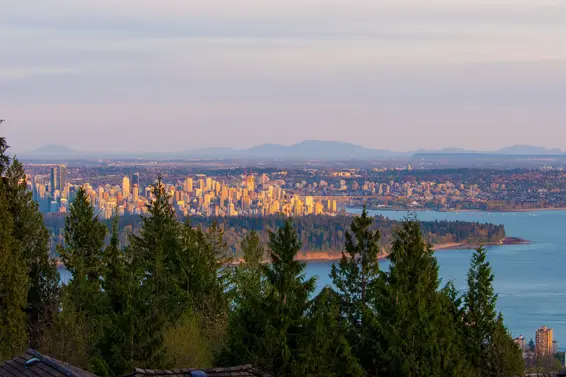 2307 Kadlec Court, West Vancouver