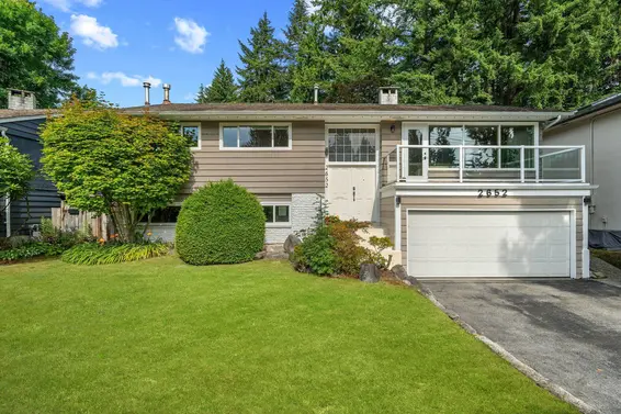 2652 Hoskins Road, North Vancouver