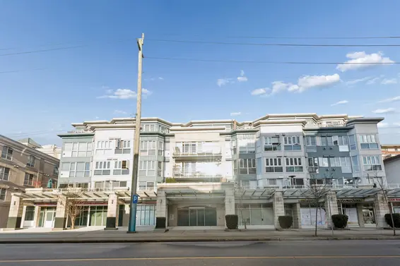 311 122 East 3rd Street, North Vancouver