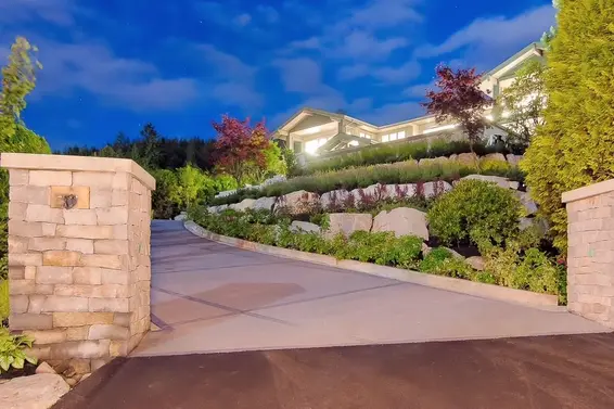 1122 Highland Drive, West Vancouver