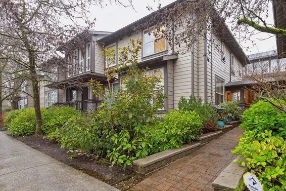 317 East 15th Street, North Vancouver