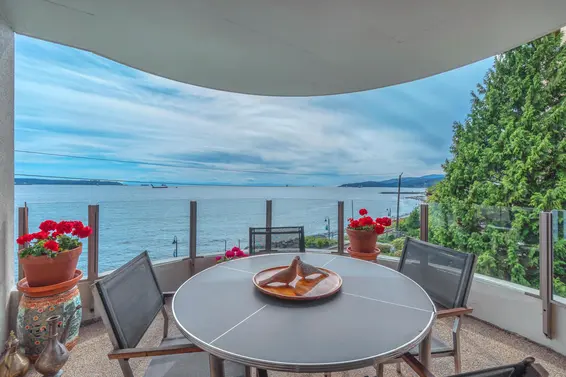 103 2280 Bellevue Avenue, West Vancouver