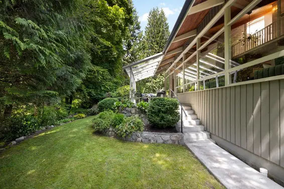 534 Evergreen Place, North Vancouver For Sale - image 35