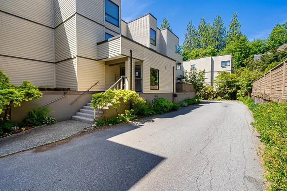 202 3275 Mountain Highway, North Vancouver For Sale - image 3