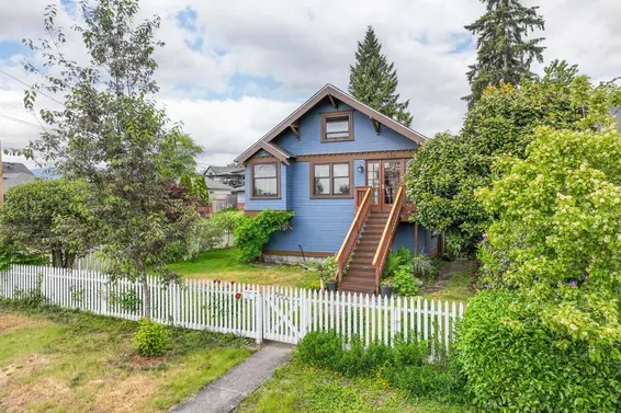 534 East 7th Street, North Vancouver