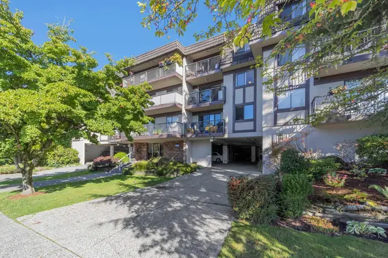 205 252 West 2nd Street, North Vancouver