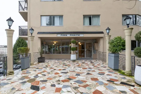 601 1930 Marine Drive, West Vancouver