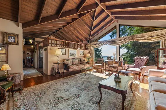 2235 Chairlift Road, West Vancouver