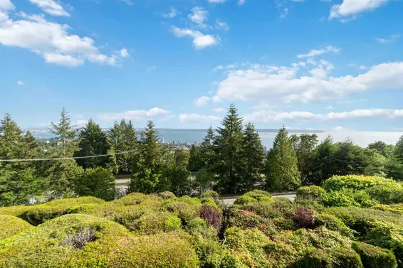 9 2206 Folkestone Way, West Vancouver For Sale - image 28