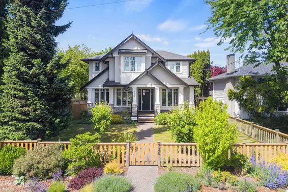 738 East 13th Street, North Vancouver