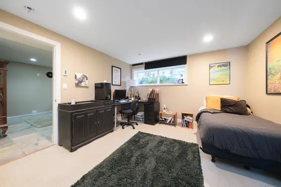 4215 Valencia Avenue, North Vancouver For Sale - image 25