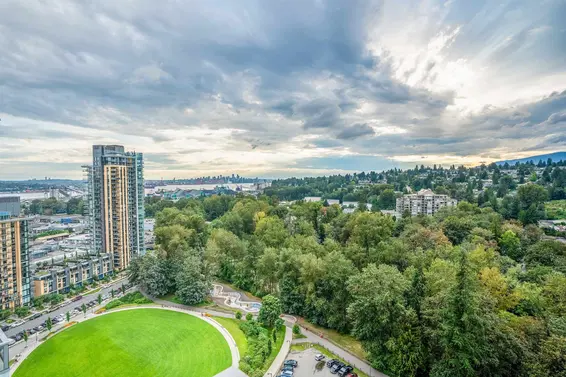 2201 1500 Fern Street, North Vancouver