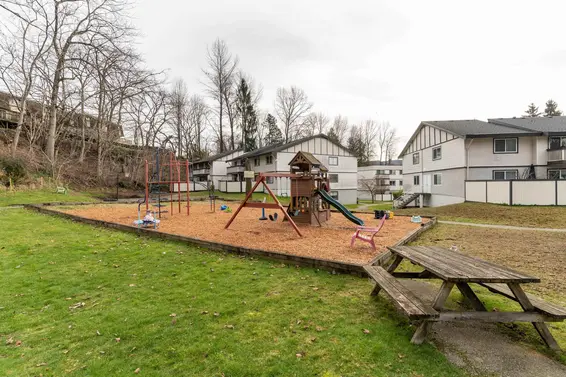 59 928 Premier Street, North Vancouver For Sale - image 32